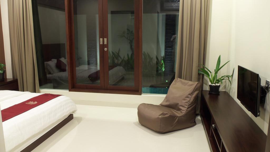 Villa The Arnaya à Kuta Lombok Chambre photo
